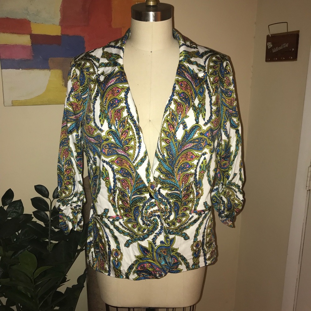 Vibrant printed blazer
